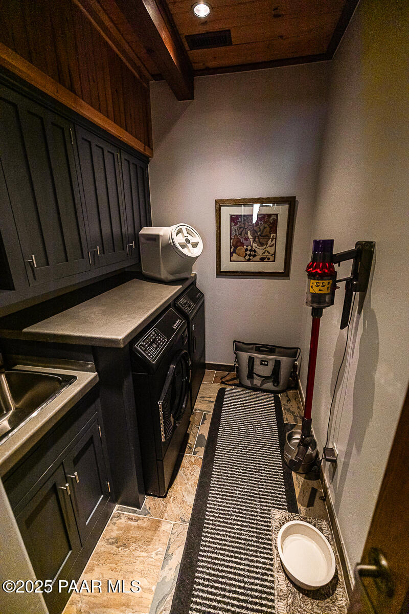 2505 East Old Miner Road Prescott, AZ 86303 - Photo 39 of 114 Laundry