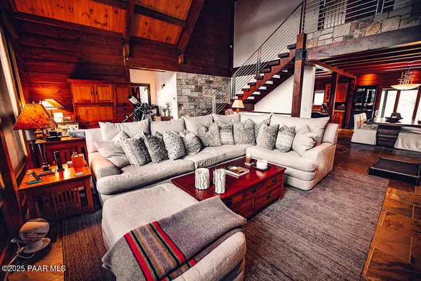 a view of an outdoor space