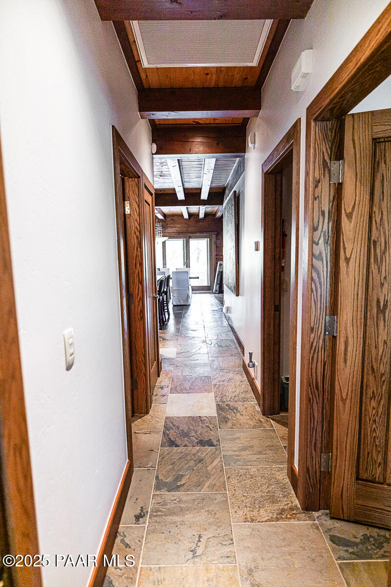 2505 East Old Miner Road Prescott, AZ 86303 - Photo 41 of 114 Hall