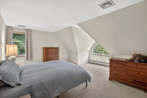 $945,000 | 5 Acorn Lane, Mattapoisett, MA 02739