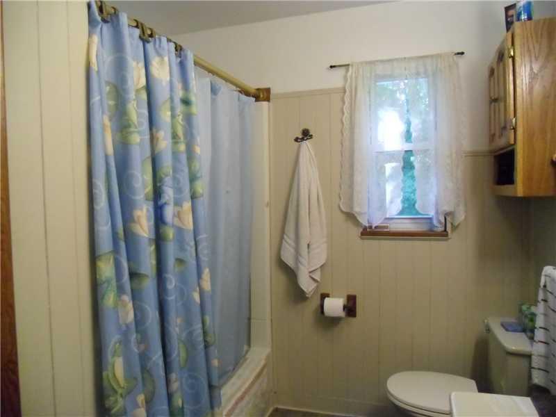 444 Ridge Road Georgetown, PA 15043 - Photo 9 of 17 Full Bath.