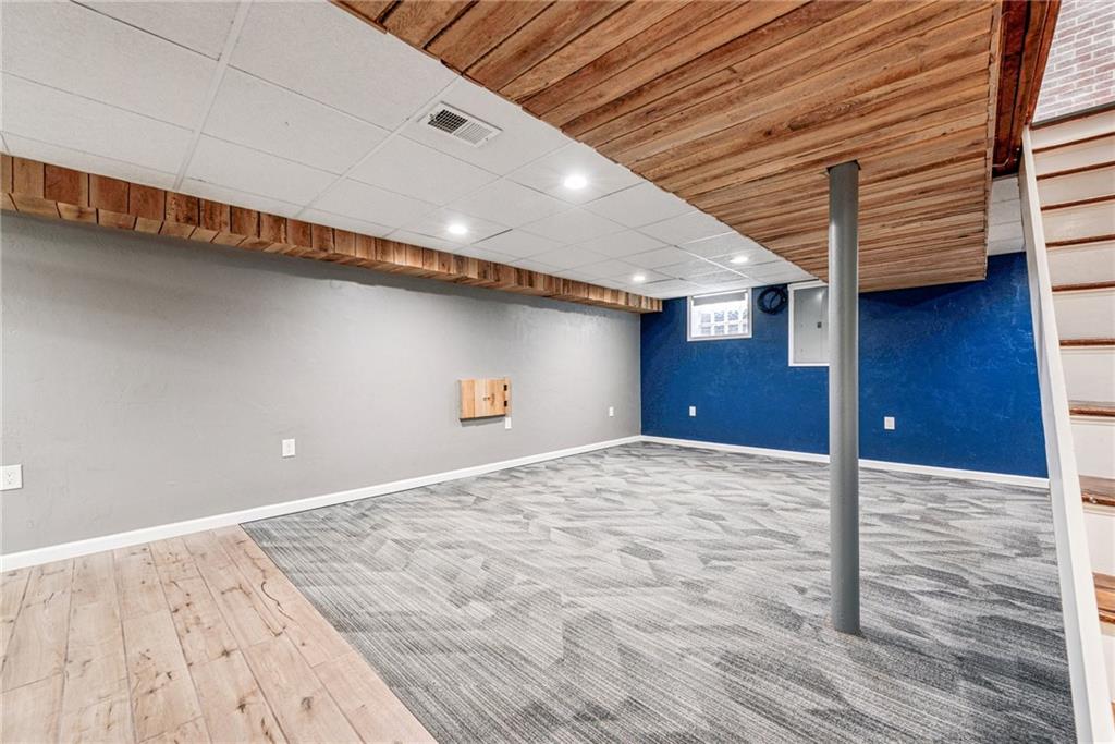 14031 Wayne Drive Irwin, PA 15642 - Photo 16 of 37