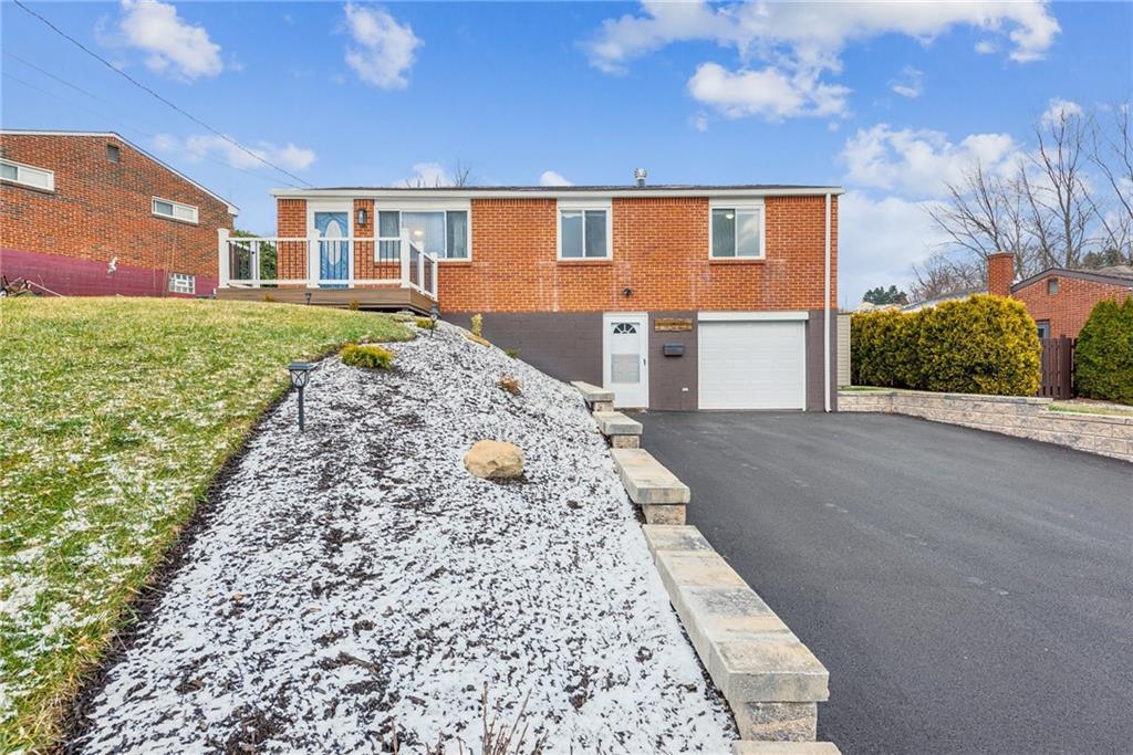 14031 Wayne Drive Irwin, PA 15642 - Photo 2 of 37