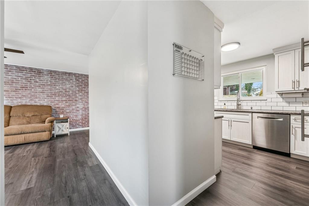 14031 Wayne Drive Irwin, PA 15642 - Photo 24 of 37