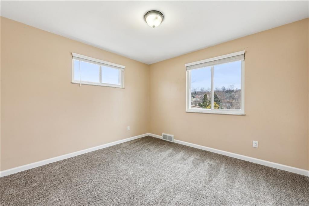 14031 Wayne Drive Irwin, PA 15642 - Photo 32 of 37