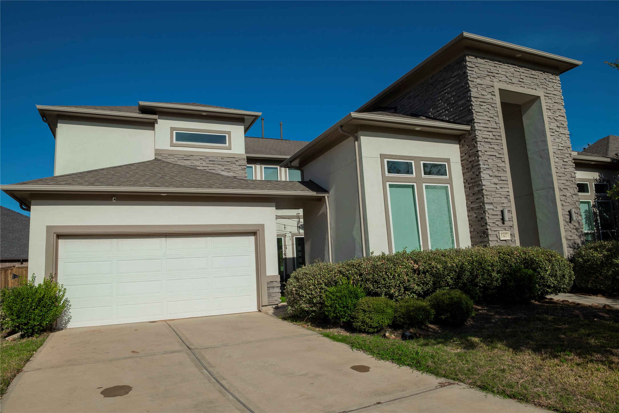 5307 Streamside Trail Fulshear, TX 77441 - Photo 1 of 24