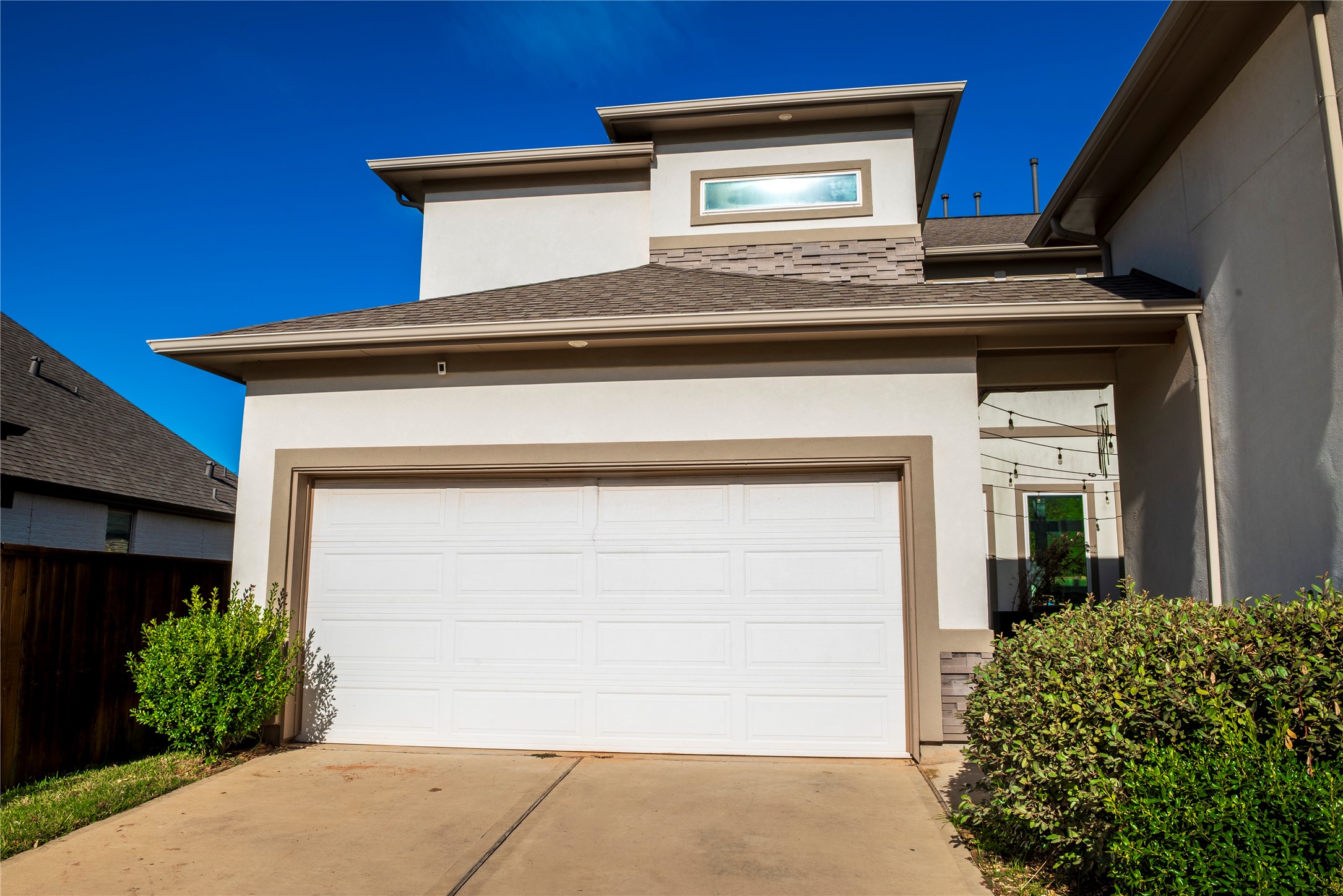 5307 Streamside Trail Fulshear, TX 77441 - Photo 2 of 24