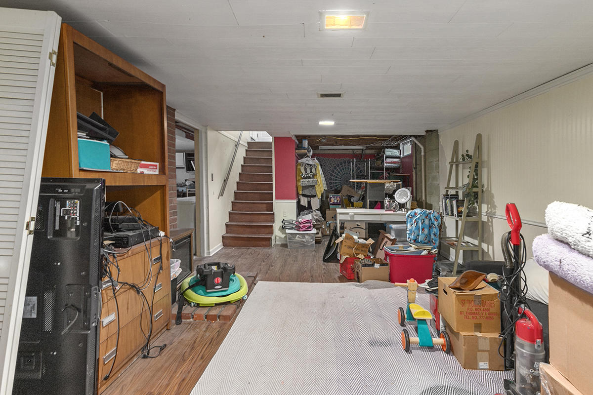 71 Lynden Road Holland, MI 49423 - Photo 15 of 20 IMG_1015