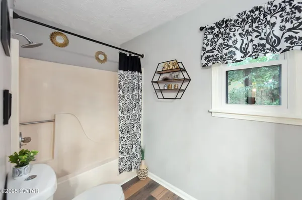 $266,000 | 78 Candlewick Drive, Jackson, TN 38305