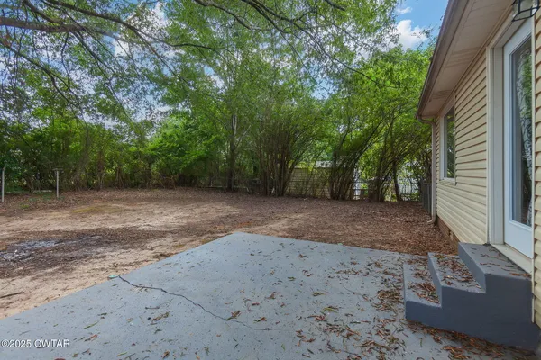 $266,000 | 78 Candlewick Drive, Jackson, TN 38305