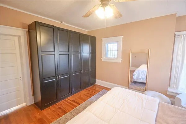 $325,000 | 305 West Jefferson Street, Pittsburg, KS 66762