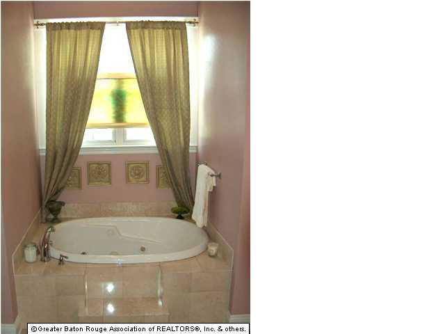 6230 Government Street Baton Rouge, LA 70806 - Photo 6 of 11 Gallery Image 6