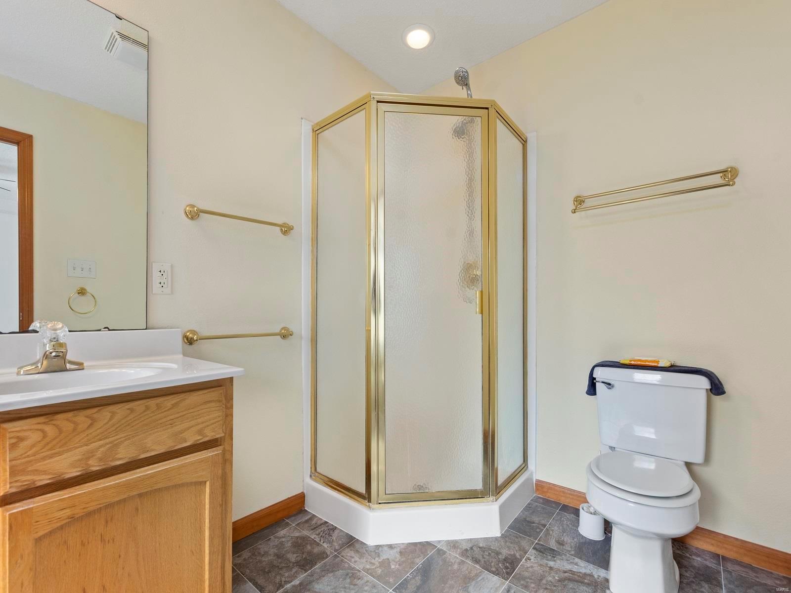 2242 Calgary Drive Shiloh, IL 62221 - Photo 22 of 36 Gallery Image 22