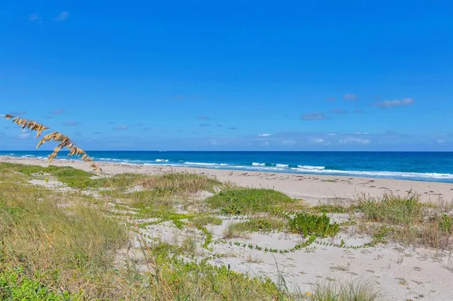 $2,095,000 | 2600 South Ocean Boulevard, Unit 306S, Palm Beach, FL 33480