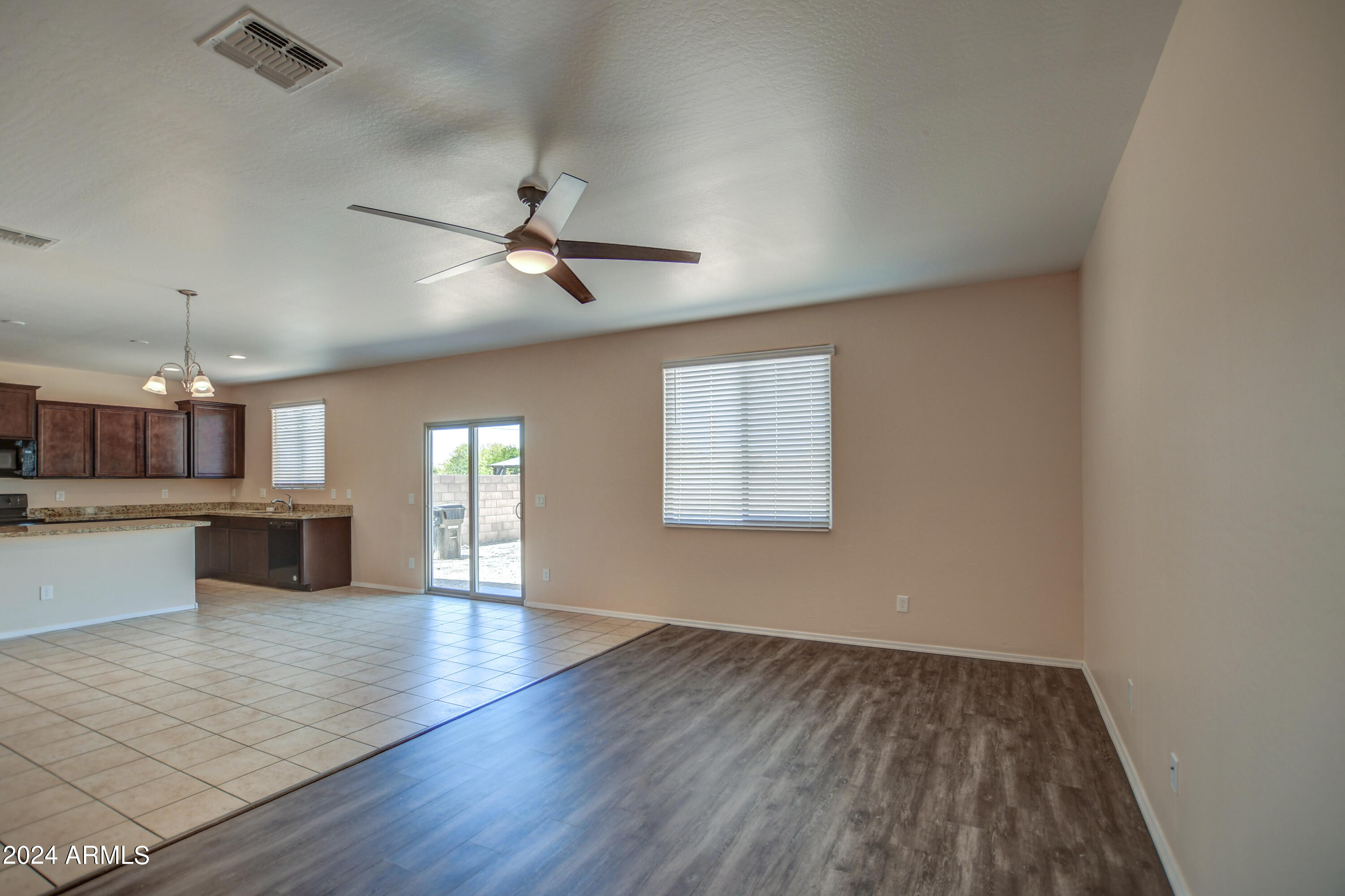 10432 West Payson Road Tolleson, AZ 85353 - Photo 17 of 53 Family 3