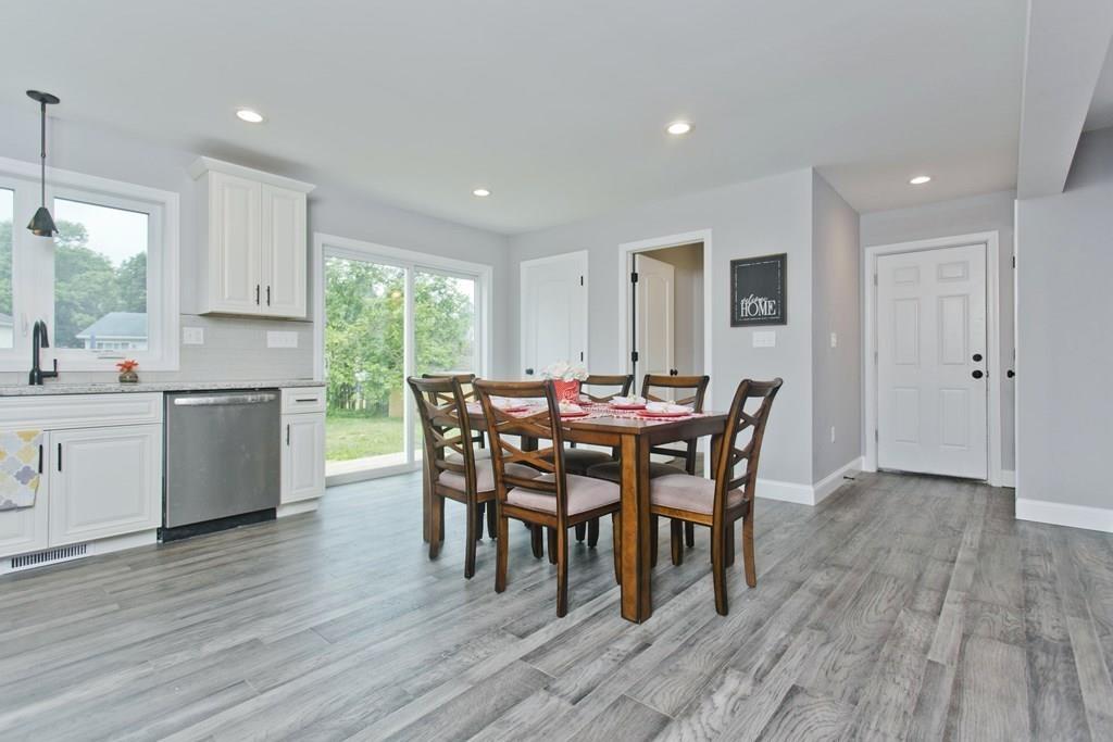 52 Canterbury Road Springfield, MA 01118 - Photo 16 of 42