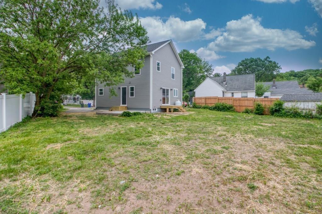 52 Canterbury Road Springfield, MA 01118 - Photo 40 of 42