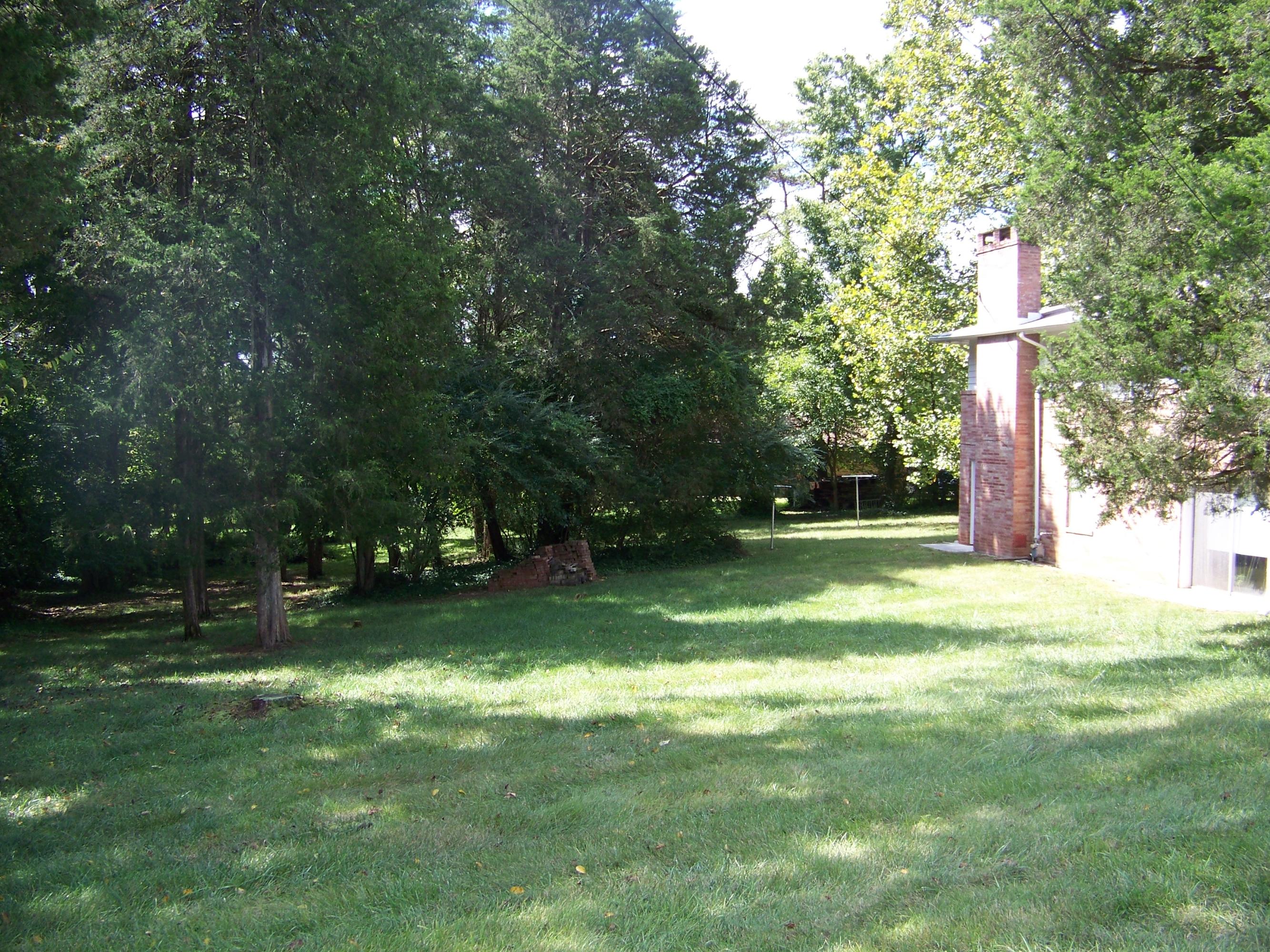 111 Colby Road Oak Ridge, TN 37830 - Photo 32 of 35 004