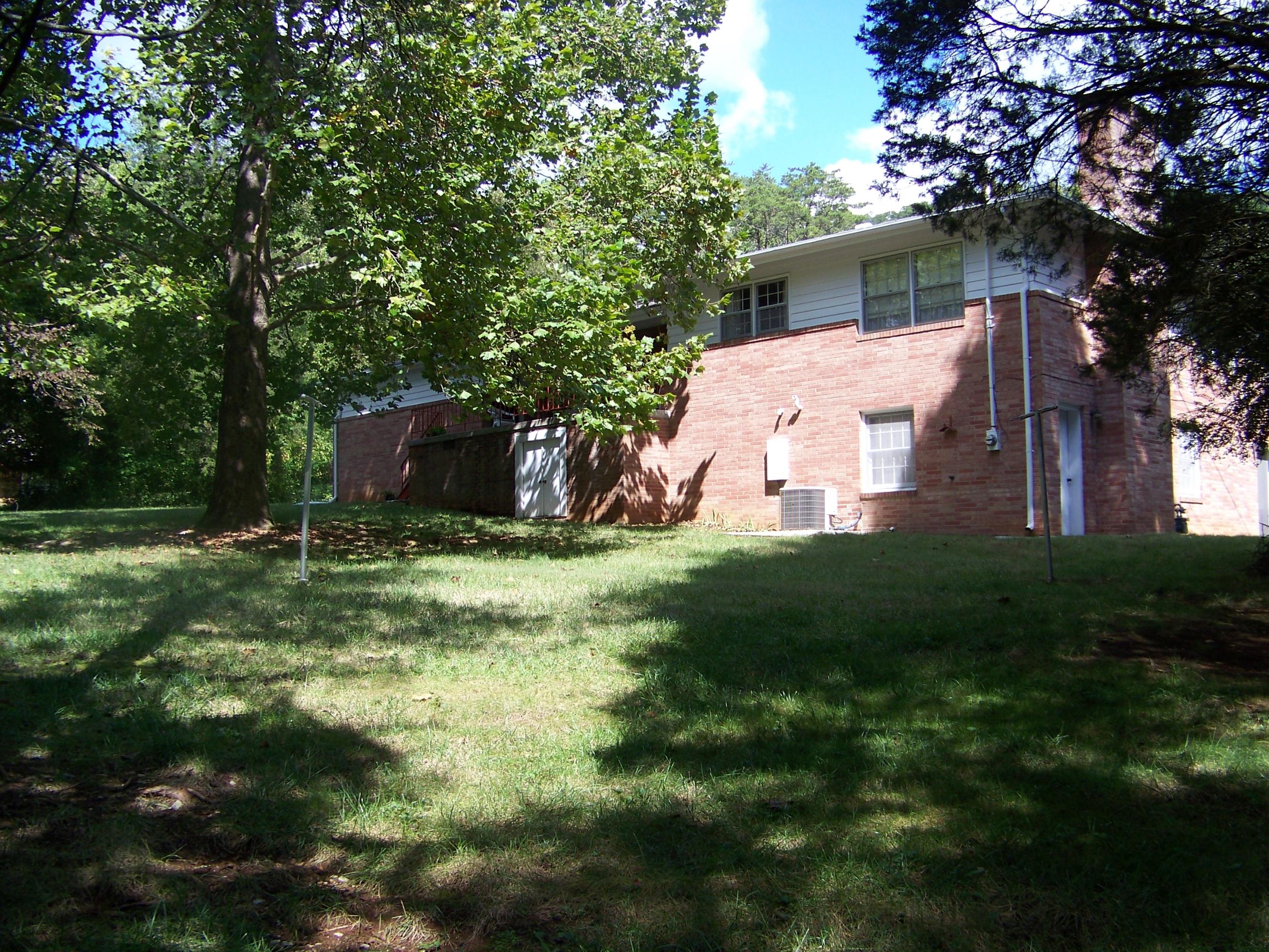111 Colby Road Oak Ridge, TN 37830 - Photo 33 of 35 005
