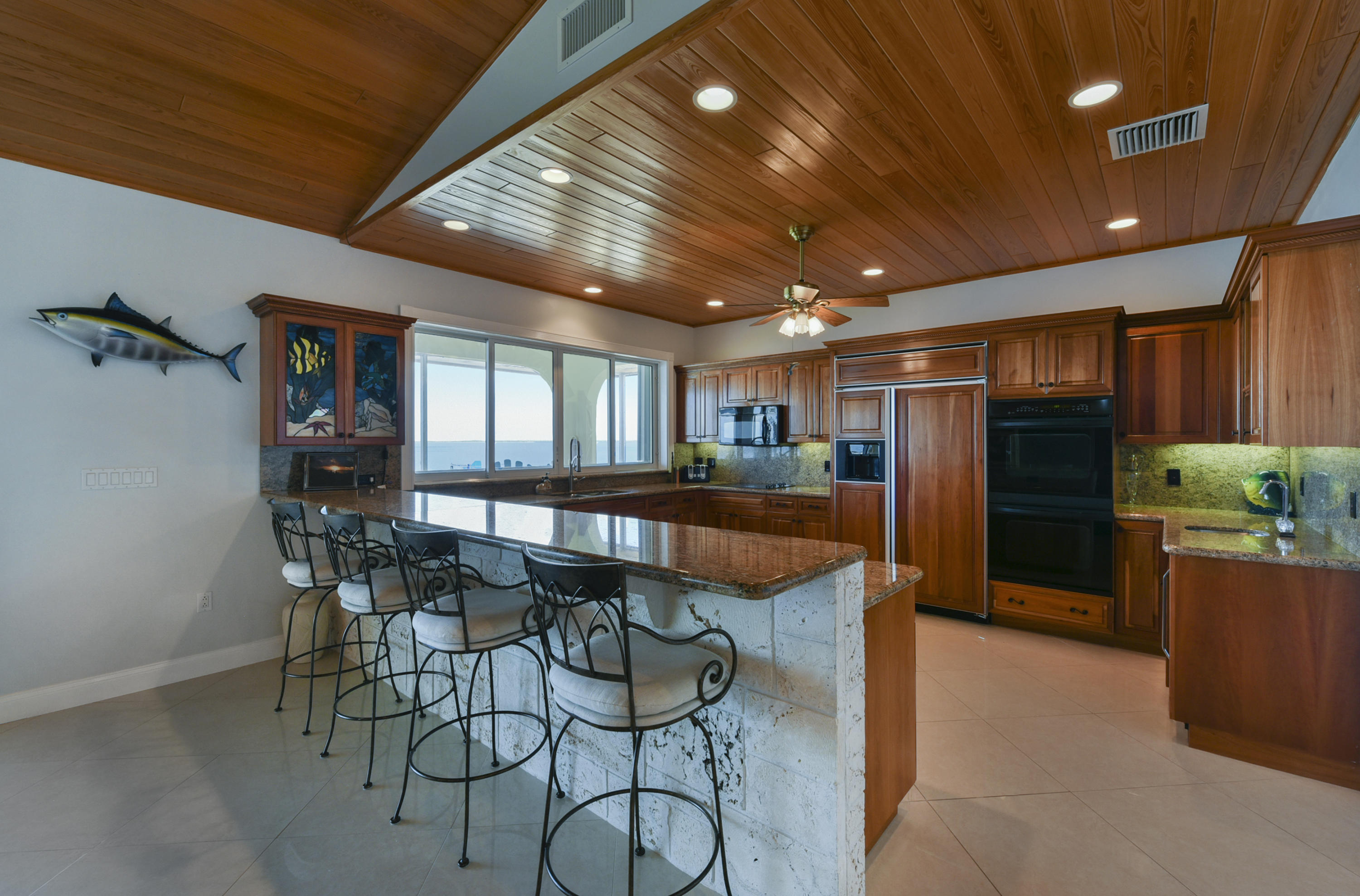 69 Mutiny Place Key Largo, FL 33037 - Photo 12 of 36 Kitchen