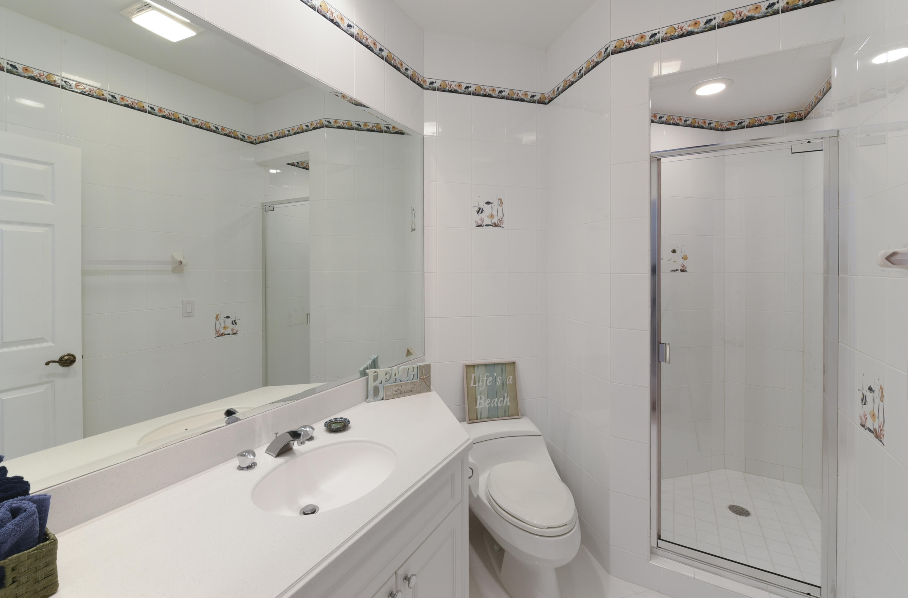 69 Mutiny Place Key Largo, FL 33037 - Photo 22 of 36 Bathroom #3