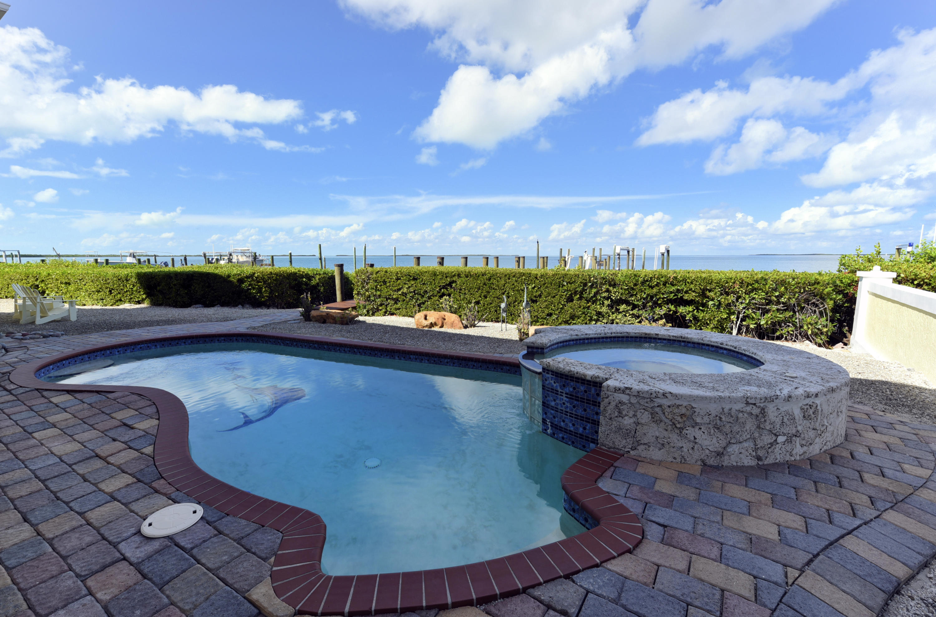 69 Mutiny Place Key Largo, FL 33037 - Photo 26 of 36 Custom concrete pool