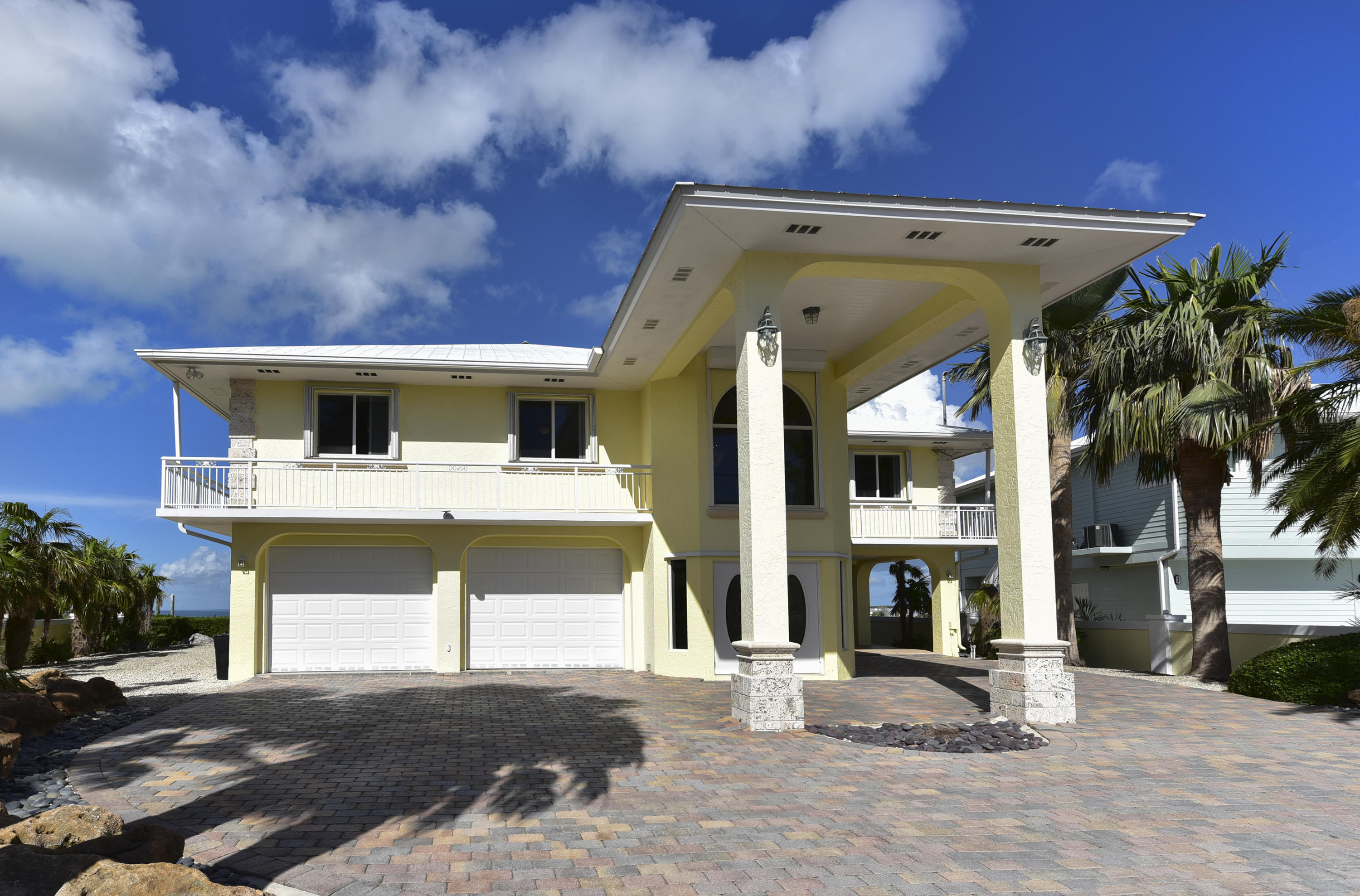 69 Mutiny Place Key Largo, FL 33037 - Photo 8 of 36 2 Story Home