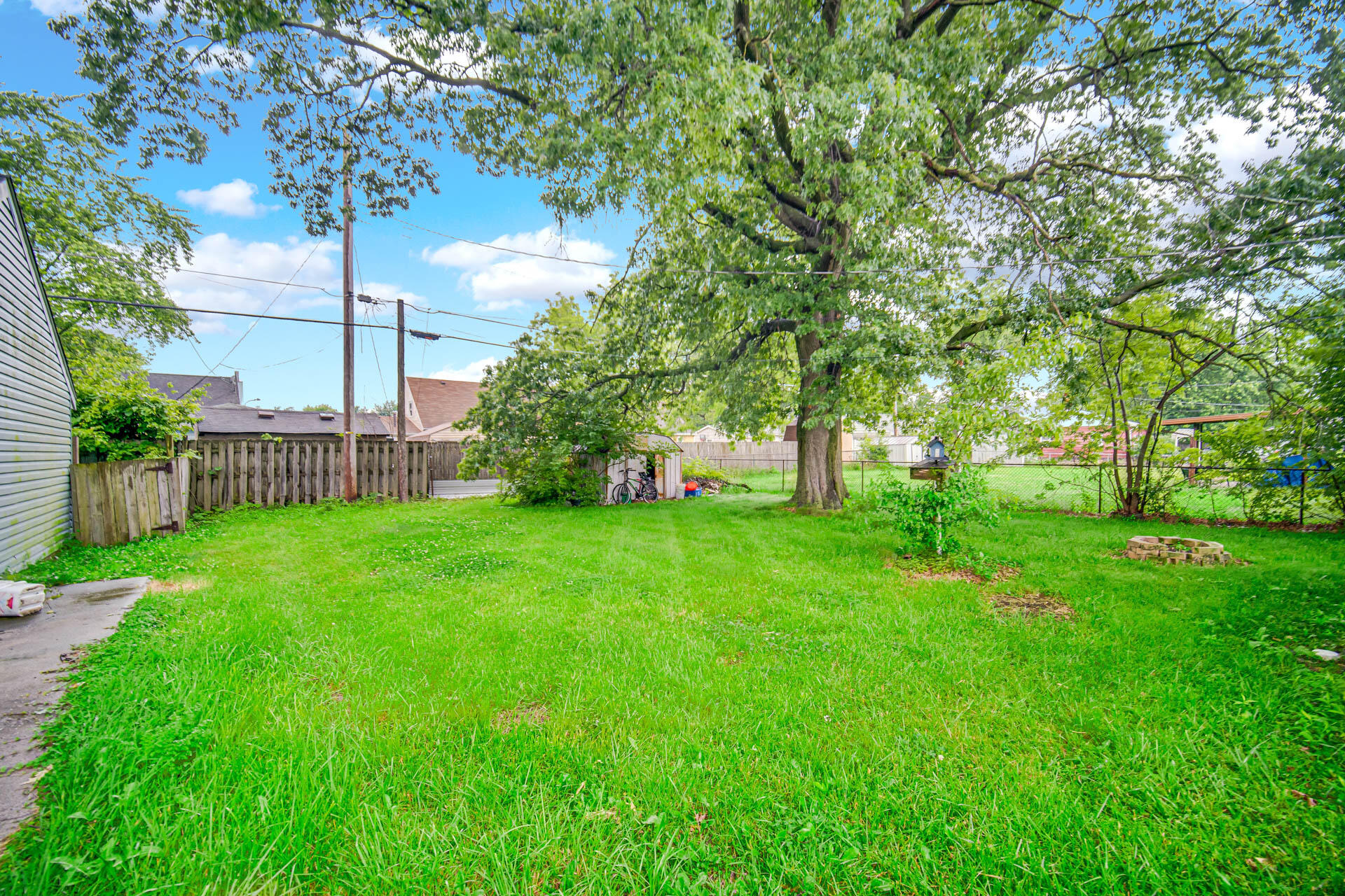746 Imperial Road Valparaiso, IN 46385 - Photo 3 of 10 1920x1280