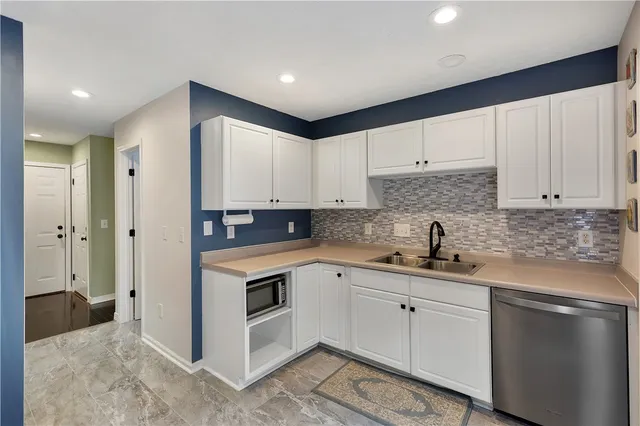 $299,900 | 180 Grand Oak Circle, Pendleton, SC 29670