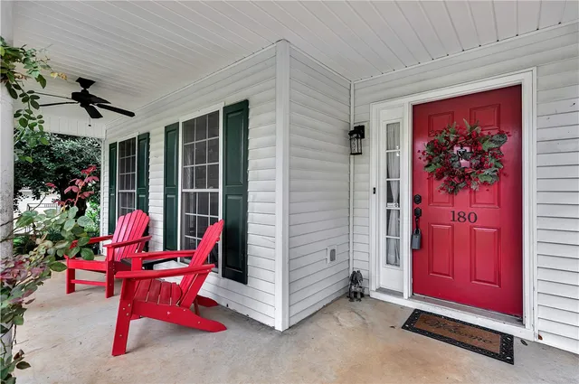 $299,900 | 180 Grand Oak Circle, Pendleton, SC 29670