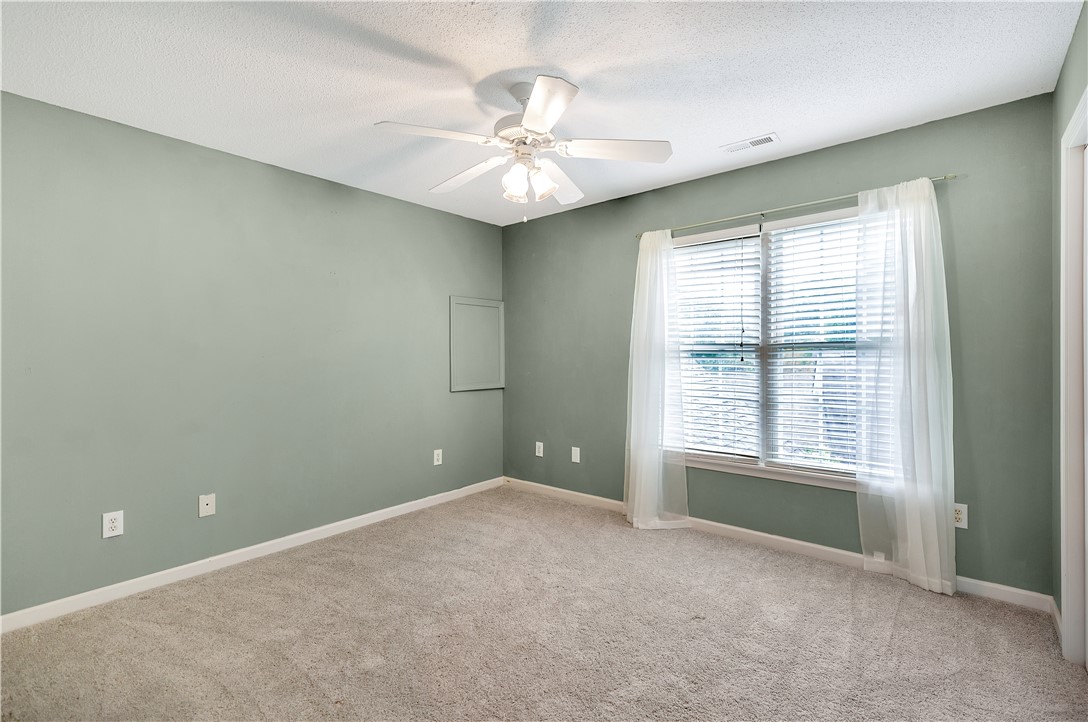 180 Grand Oak Circle Pendleton, SC 29670 - Photo 24 of 43 Upstairs Bedroom