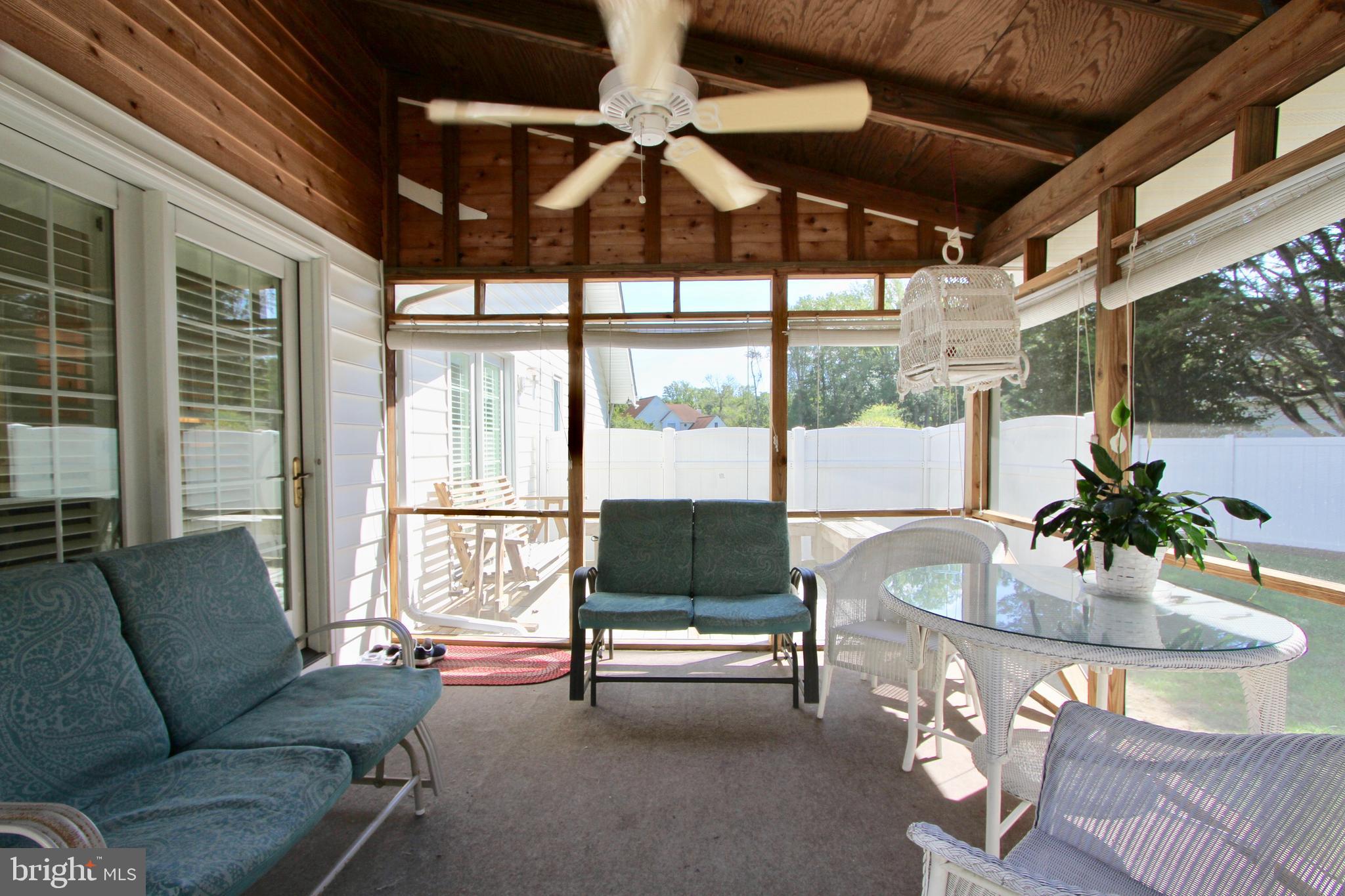 202 Gettysburg Road Dover, DE 19904 - Photo 26 of 34 Screened In Porch