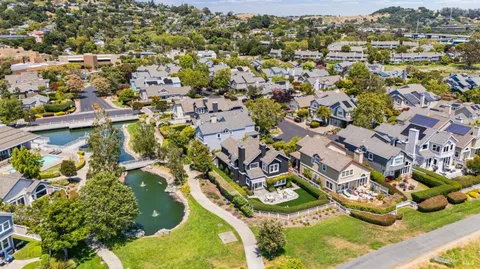 $2,695,000 | 5 Elizabeth Circle, Greenbrae, CA 94904