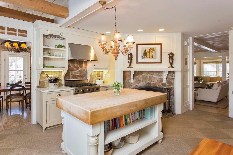 302 Foreside Road Falmouth, ME 04105 - Photo 1 of 26 302 Foreside Road