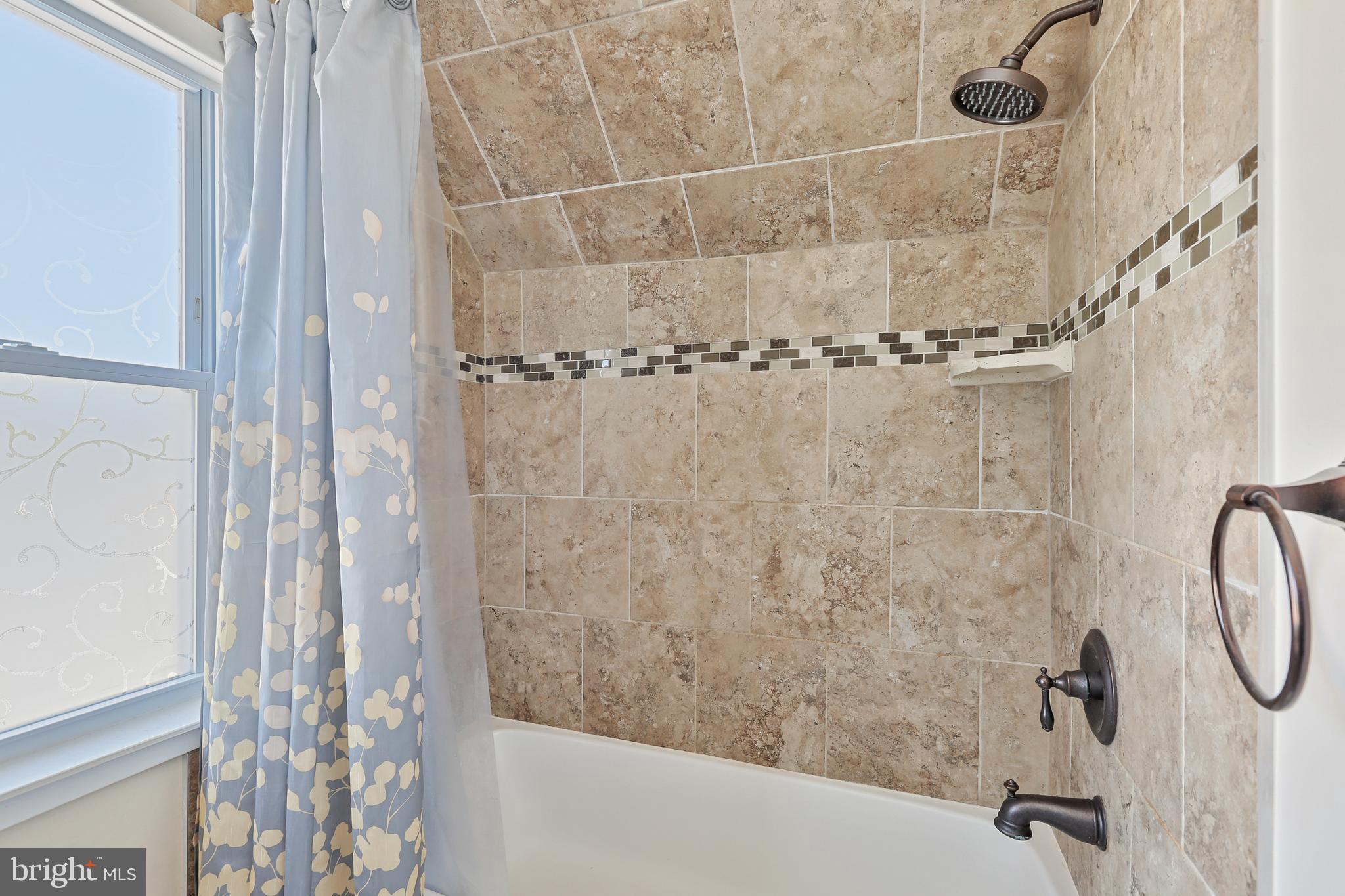 5609 Tramore Road Baltimore, MD 21214 - Photo 33 of 42 Ceramic tile.