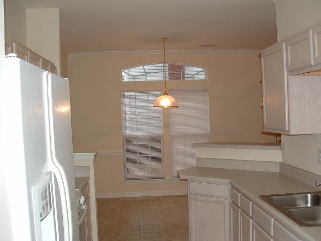 176 Spring Crossing Circle Greer, SC 29650 - Photo 5 of 8