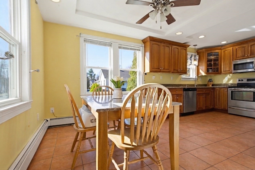 186 Doyle Road Holden, MA 01520 - Photo 7 of 29 Gallery Image 7
