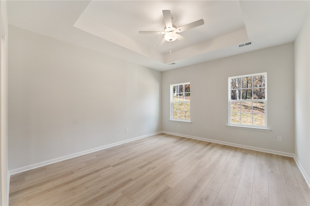 118 Lakeside Drive Anderson, SC 29621 - Photo 12 of 24