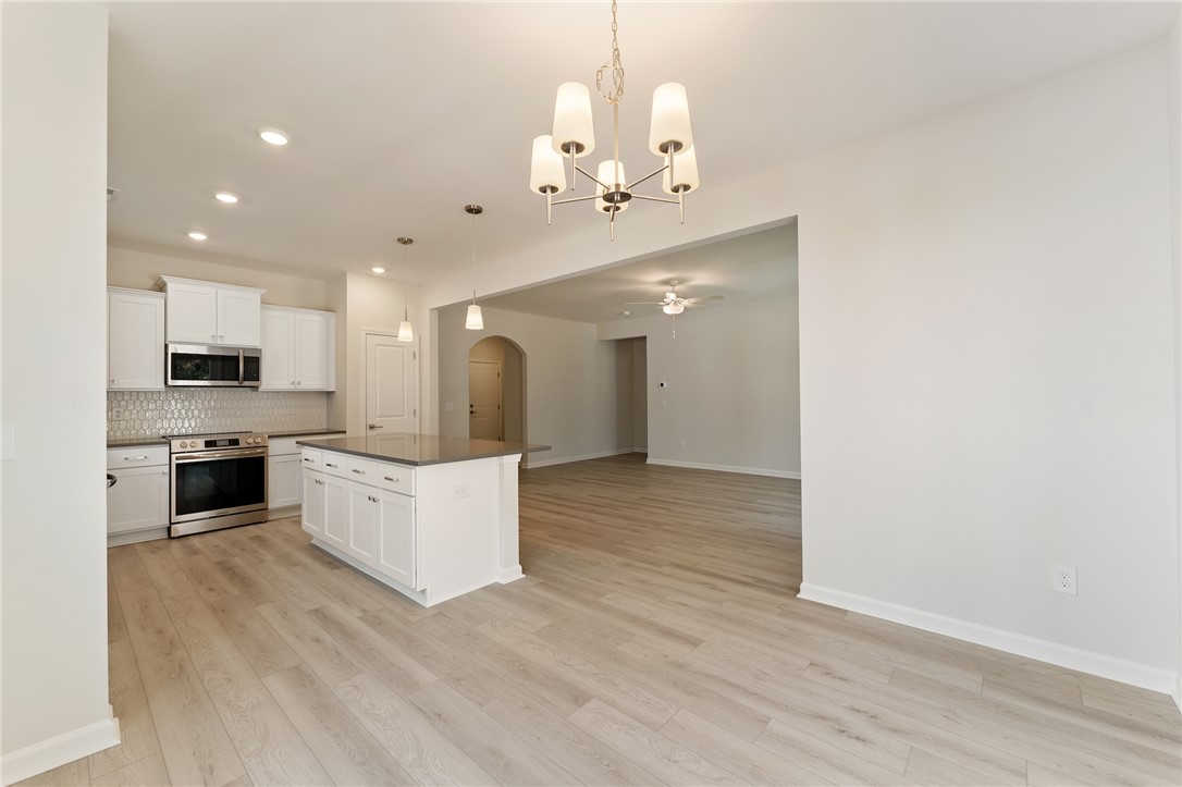 118 Lakeside Drive Anderson, SC 29621 - Photo 10 of 24