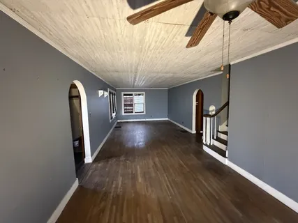 $85,500 | 140 South 4th Street, Albion, IL 62806