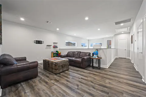 $525,000 | 5702 Pampero Lane, Houston, TX 77092