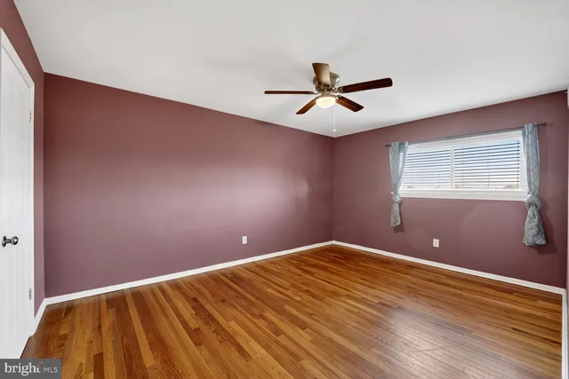 $159,900 | 5536 Karen Elaine Drive, Unit 1610, Hyattsville, MD 20784