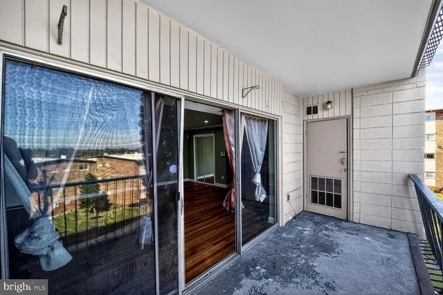 $159,900 | 5536 Karen Elaine Drive, Unit 1610, Hyattsville, MD 20784