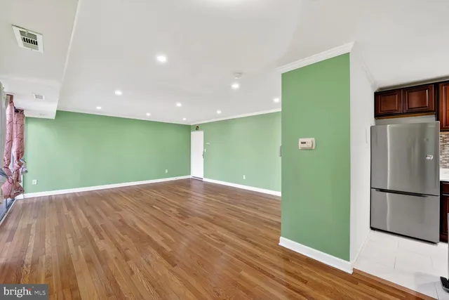 $159,900 | 5536 Karen Elaine Drive, Unit 1610, Hyattsville, MD 20784