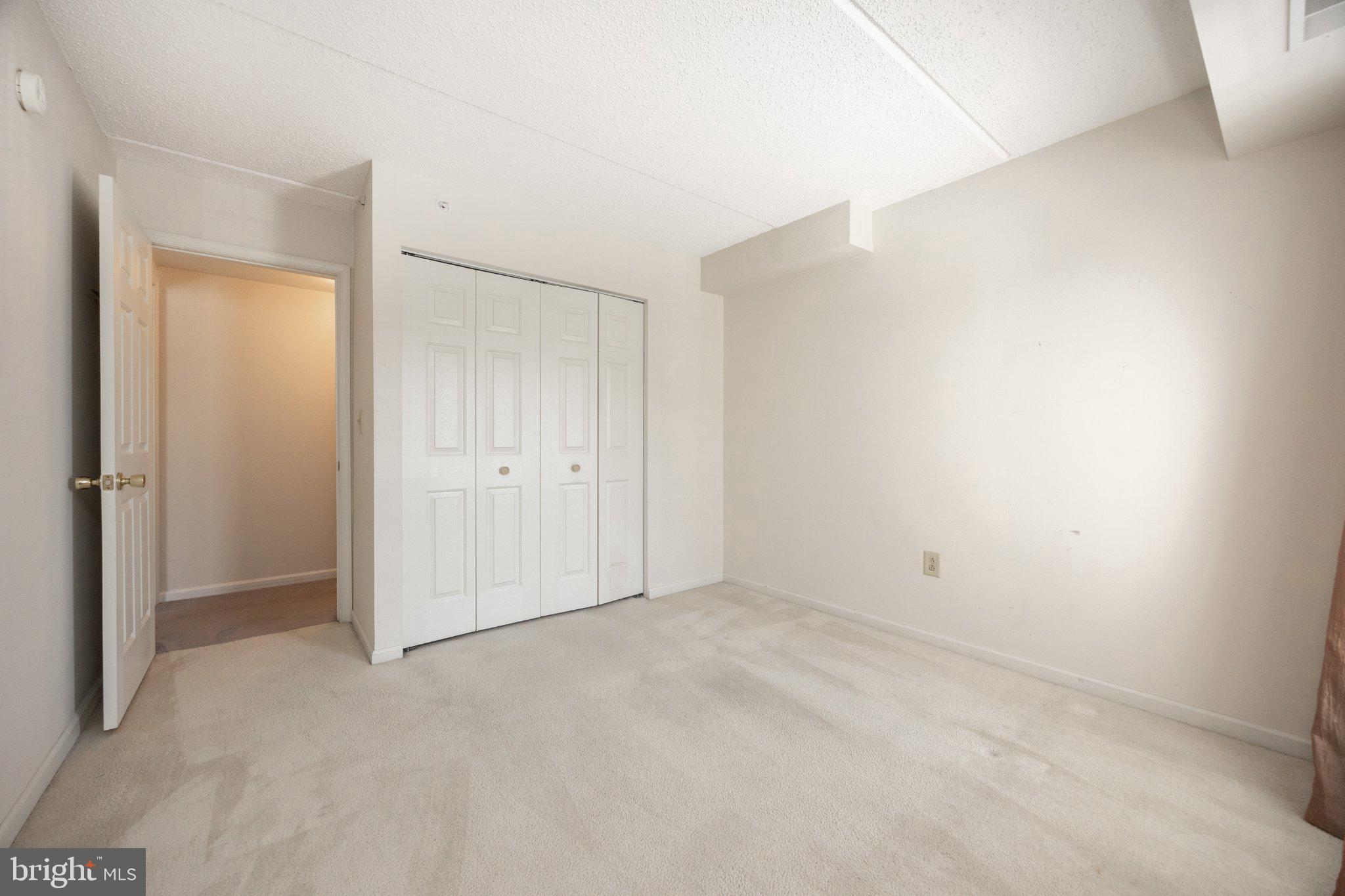 331 Brandon Road Norristown, PA 19403 - Photo 14 of 44 Spacious, light-filled room awaits you.