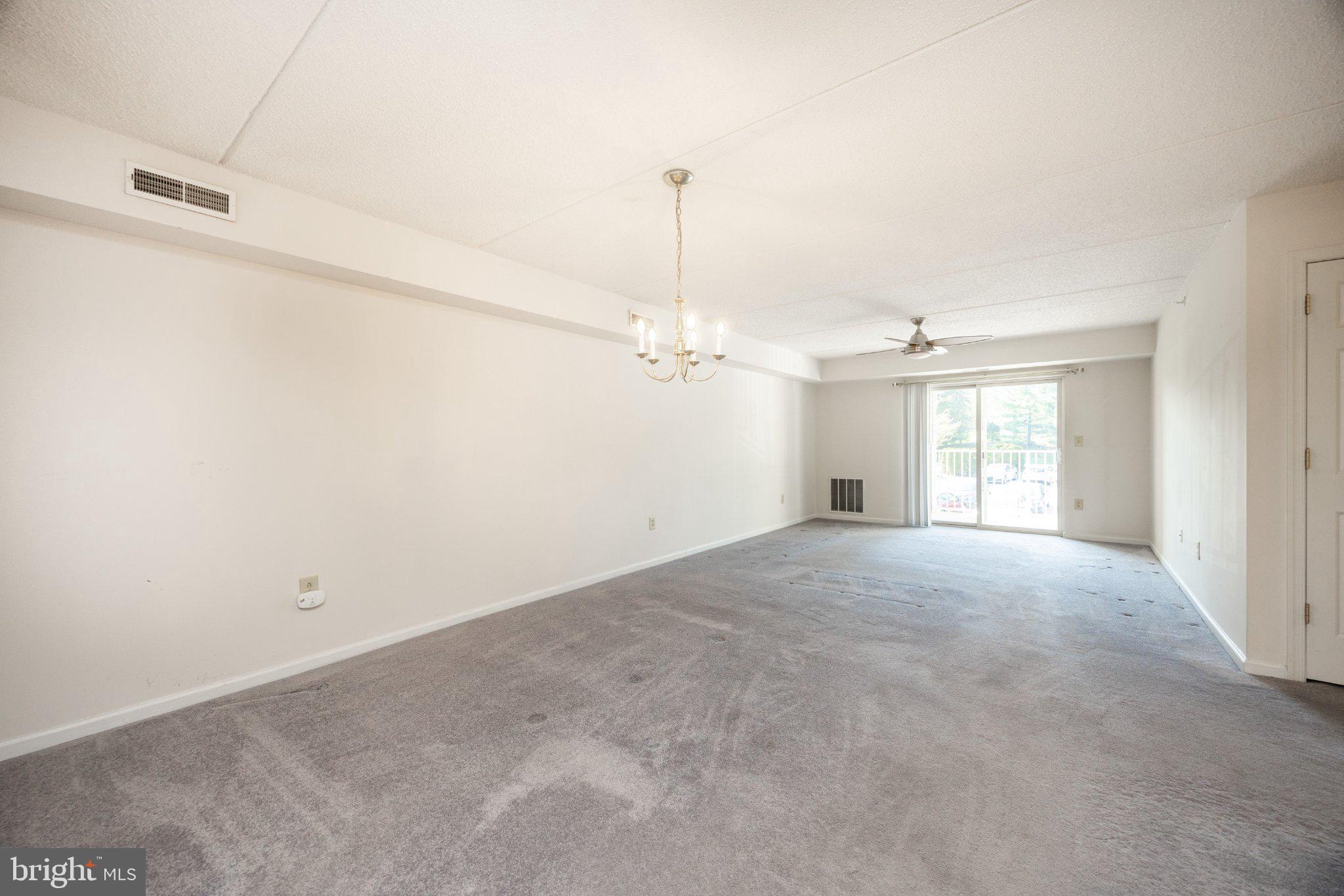331 Brandon Road Norristown, PA 19403 - Photo 3 of 44 Spacious, light-filled living area.