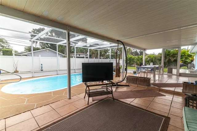 $529,000 | 3615 Haines Road North, St. Petersburg, FL 33704