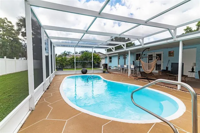 $529,000 | 3615 Haines Road North, St. Petersburg, FL 33704