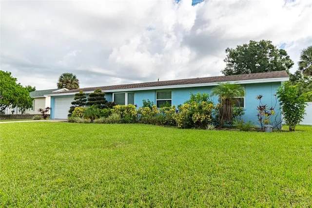 $529,000 | 3615 Haines Road North, St. Petersburg, FL 33704