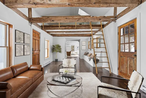 $695,000 | 138 Orchard Road, Cumberland, ME 04021